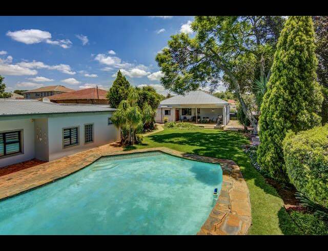 5 BEDROOM HOUSE FOR SALE IN KENSINGTON